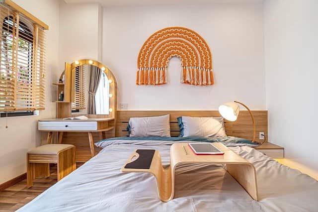 airbnb business